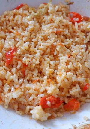 Foto resep Nasi goreng gampang dan Enak 😍