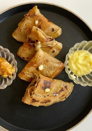ચીલા ( Chilla Recipe in Gujarati રેસીપી મુખ્ય ફોટો