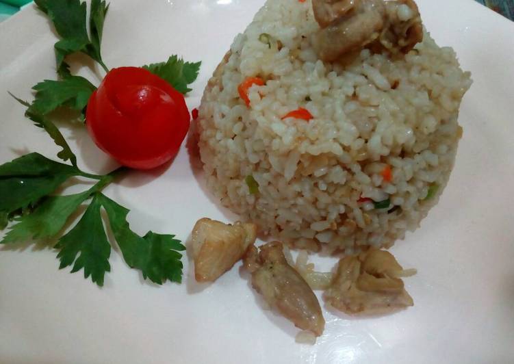 Resep Nasi goreng ayam praktis yang Lezat