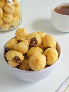 Foto resep Soes Kering Crunchy isi Coklat