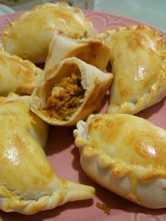 Una foto de Empanadas Veganas. Soja texturizada. RIQUÍSIMAS