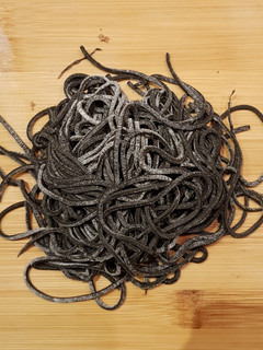 Foto di Spaghetti all'uovo con nero di seppia