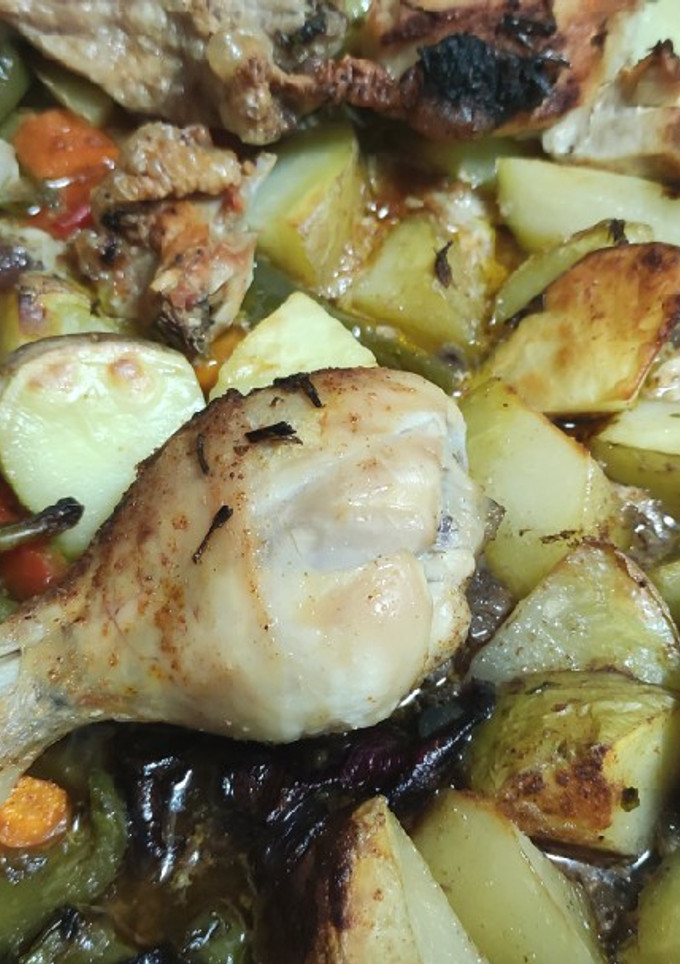 Una foto de Pollo asado al horno con cerveza
