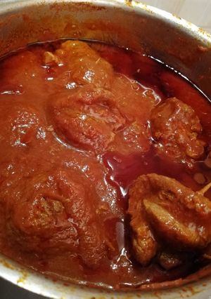 A picture of Beef Braciole in Tomato Sauce 🥩🍅🌿🌿.