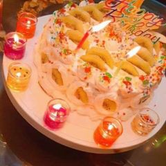 A picture of Fruit cake.