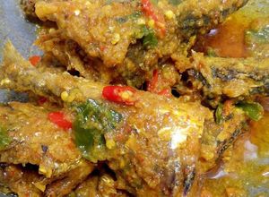 Foto resep Ikan kembung bumbu kuning / pesmol