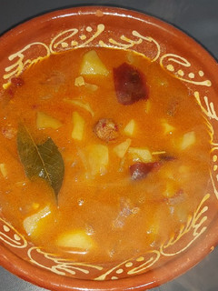 Una foto de Guiso de patatas a la riojana