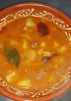 Una foto de Guiso de patatas a la riojana