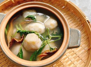 Hình của món Canh khoai sọ rau rút (nhút).