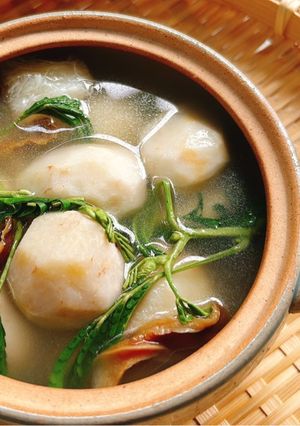 Hình của món Canh khoai sọ rau rút (nhút).