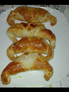 Una foto de Cruasanes rellenos de jamón york, espinacas y queso