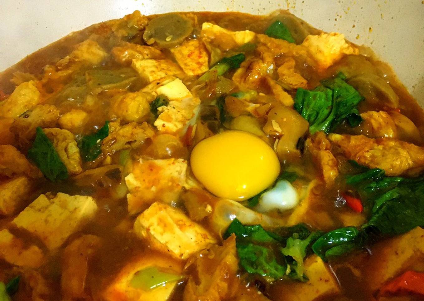 Sundubu jjigae (sup tahu korea)