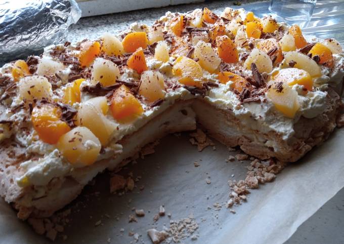 Peach & Pear Pavlova