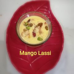 A picture of Mango Lassi.
