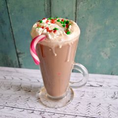 A picture of Peppermint Hot Chocolate.