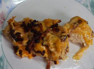 Foto principal de Pechugas de pollo rellenas con bacon y queso
