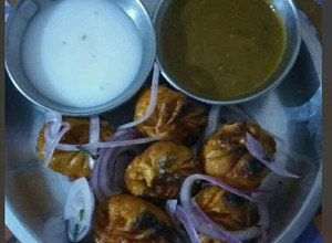 A picture of Dal bati.