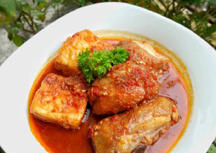 Cara Membuat Ayam Pedas Bumbu Bali, Enak