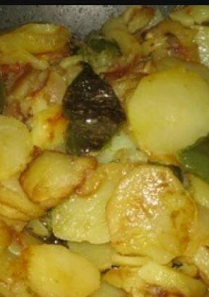 Una foto de Patatas calabresas
