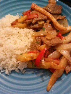 Una foto de Lomo Saltado