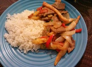 Una foto de Lomo Saltado