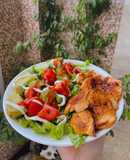 Salad ức gà áp chảo