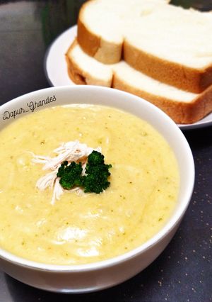 Foto resep Creamy Soup Broccoli | Sup Krim Ayam Brokoli | Isian Zuppa Soup