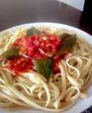 Tallarines 🍜 con Salsa Arrabiata