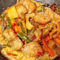 A picture of Krecek Tahu Sayur / Crispy Cattle Skin With Veg in Coconut Milk.