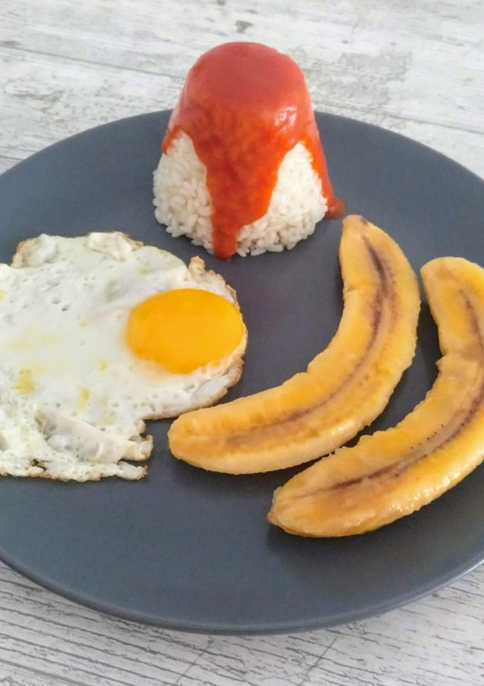 Una foto de Arroz a la cubana