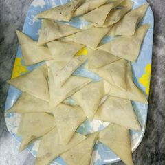 A picture of مکس سبزی سموسہ.