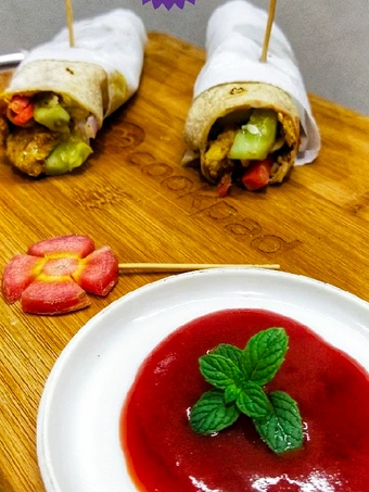 Easy Ways Make Recipes BBQ chicken Rolls the Can Spoil the Tongue Can Pamper Your Tongue.