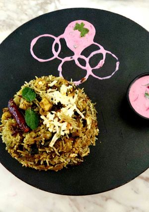 A picture of Hyderabadi Biryani.