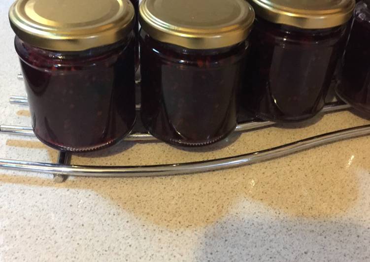 Recipe of Any-night-of-the-week Red currant jam