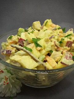 Una foto de Ensalada de pollo