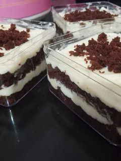 Foto resep Red Velvet Dessert Box