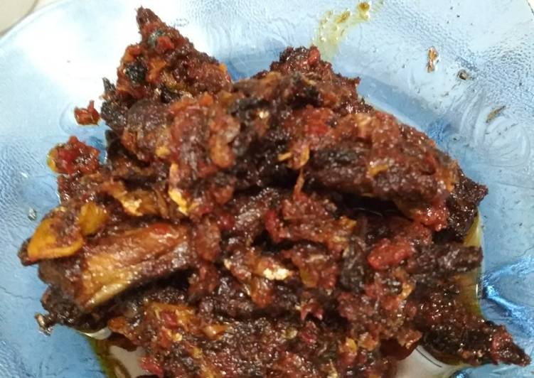 Kiat-kiat membuat Sarden goreng balado gurih