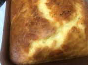 Una foto de souffle de cebolla y queso