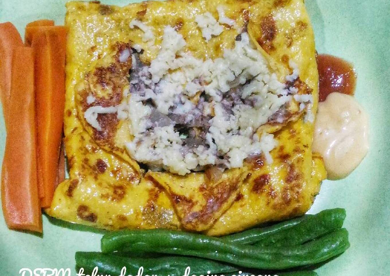 Dadar telur, daging cincang _ DEBM