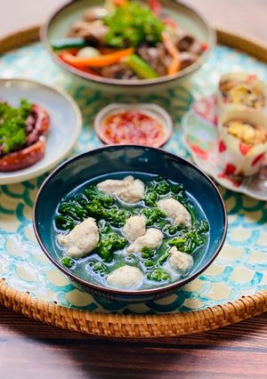 Hình của món Canh Cải Kale Nấu Giò Sống.