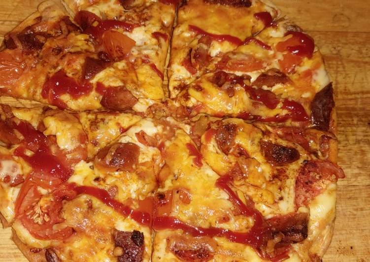 My extra chorizo and cheese pepperoni pizza