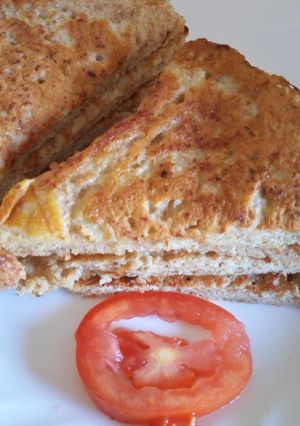 A picture of French toast.