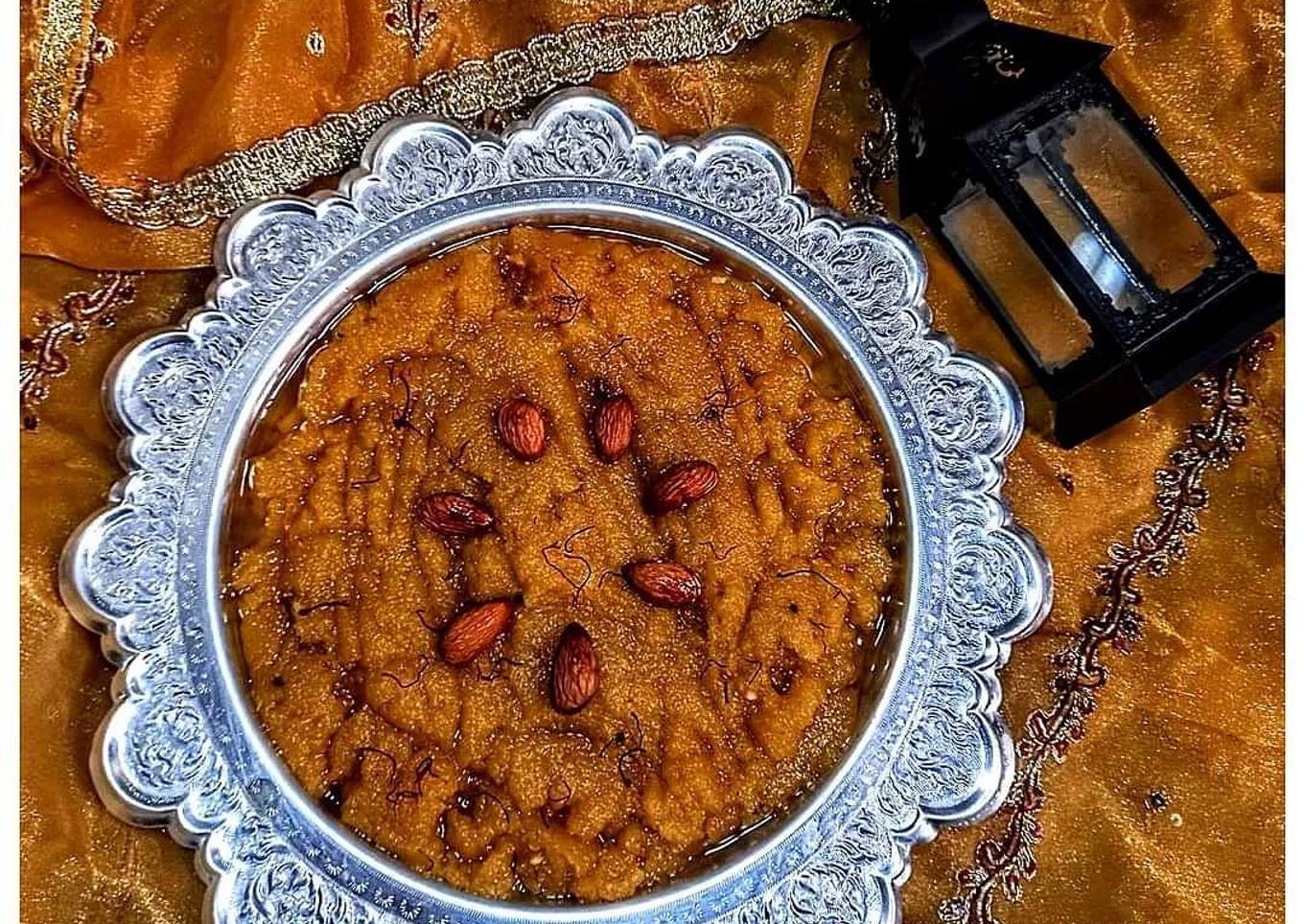 Sooji Baisan Ka Zaafrani Halwa