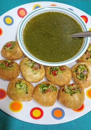 A picture of Avocado 🥑 Salsa Stuffed 🥙 🥙 Panipuri (No Cook recipe).