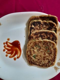 પોટેટો સ્નેકસ (Potato Snacks Recipe In Gujarati) રેસીપી મુખ્ય ફોટો
