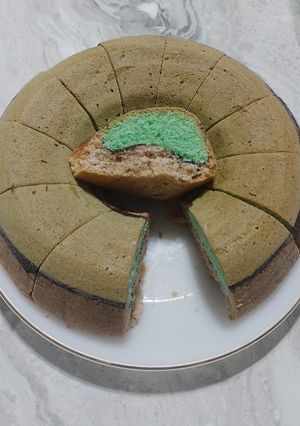 عکسی از دستور کیک دو رنگ گردویی
