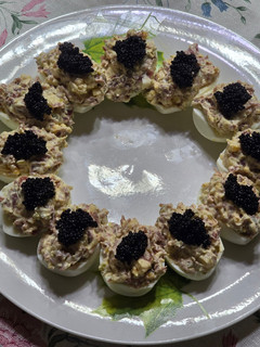 Una foto de Huevos rellenos de jamón