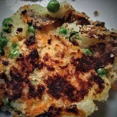 A picture of Simple vegan burgers.