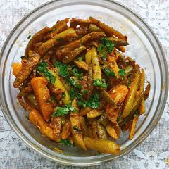 A picture of Ivy Gourd and Potato sabji.