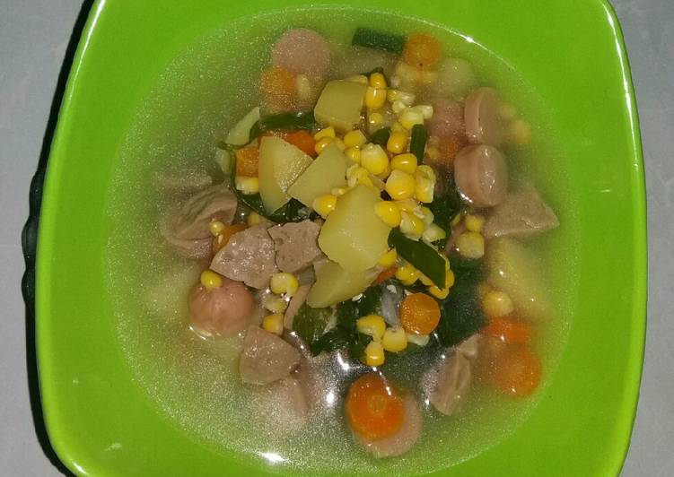 Sop basogungnis(baso,sosis,jagung manis)๐
